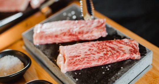 wagyu steaks cooked on hot stone at rio durham